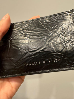 二手包．正品 小ck Charles &keith 壓紋卡夾 零錢包 鑰匙圈