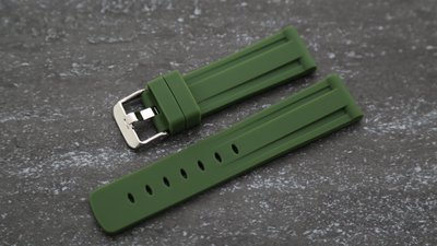 20mm or 22mm  矽膠錶帶替代小沛雙凹溝紋oris promaster seiko 軍綠色