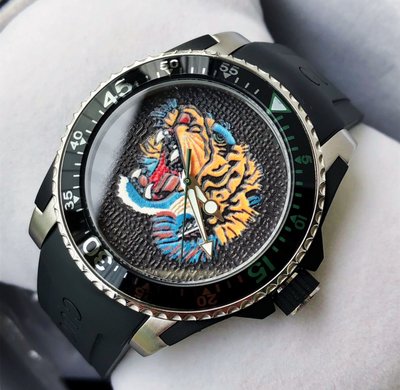 GUCCI Dive 陶瓷圈 老虎頭錶盤 黑色橡膠錶帶 石英 男士手錶 YA136318