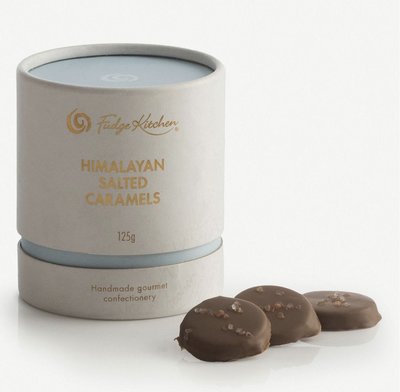 （請先詢問）（預購7天寄出）英國 Fudge Kitchen 牛奶海鹽焦糖巧克力 milk chocolate salted caramels 125g