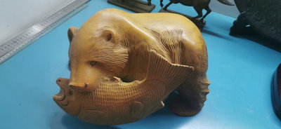 日本回流 北海道熊吃魚大尺寸實木一木雕 純手工制作 中古品品