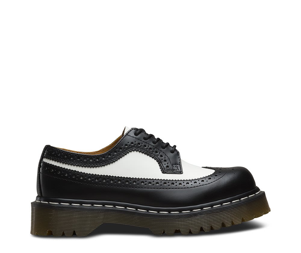 麻緹子熱銷Dr.Martens 英國馬汀大夫3989 BEX 黑白牛津雕花復古瘋狂搖滾