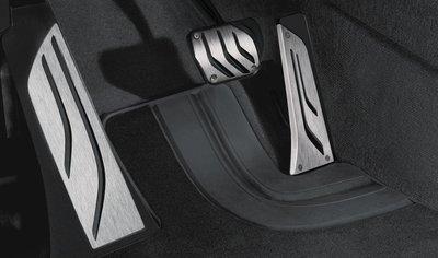 (B&amp;M 原廠精品】全新德訂進口 BMW M Performance 原廠 G05 G06 G07 X5 X6 X7 油門、煞車、不銹鋼休息踏板 三片組