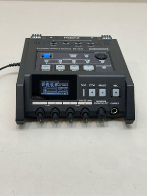 Roland R-44 Solid State 4 Ch Portable Field Recorder 專業錄音機