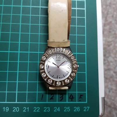 GUESS ＜行走中＞600就賣了 石英錶 中性錶 女錶 通通便宜賣 另有 潛水錶 機械錶 老錶 G2