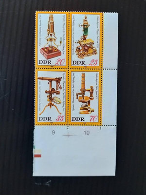 (C13903)德國1980年文物—早期顯微鏡(方連)(帶邊紙)郵票 4全
