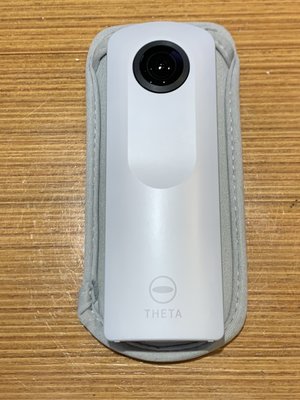 (自售極新) RICOH THETA SC 360° 炫彩夜拍機 數位相機 360度相機 公司貨 用不到 售給有需要的人
