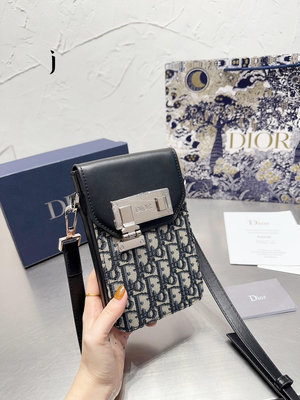 熱款直購#Dior homme 老花相機包 手機包 單肩斜挎包 通勤包 設有卡位 19 12cm