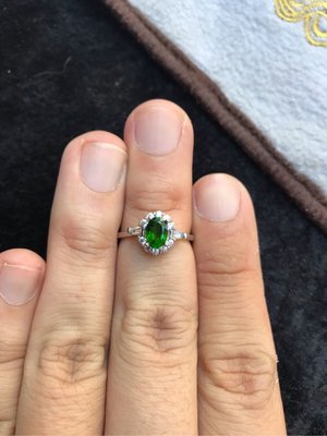 輕珠寶天然寶石綠透輝石盤鑽戒指