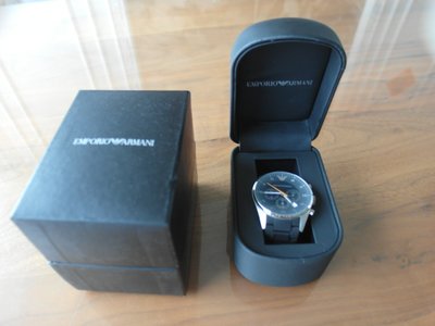 EMPORIO ARMANI 亞曼尼 AR5858 三眼日曆時尚大錶面錶