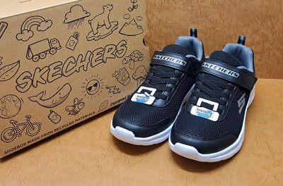 ✩Pair✩ SKECHERS 童鞋 黑白色 405110L/BLK 底軟避震 黏扣帶 方便好穿 極輕量 彈性佳 透氣