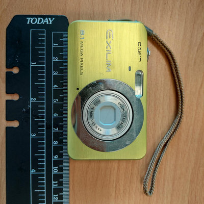CASIO卡西歐數位相機，型號EXILIM EX-Z80，810萬畫素，附原廠電池一顆，功能正常