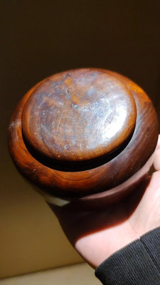 清代紅豆杉圍棋罐。珍貴材質，紅木家具。