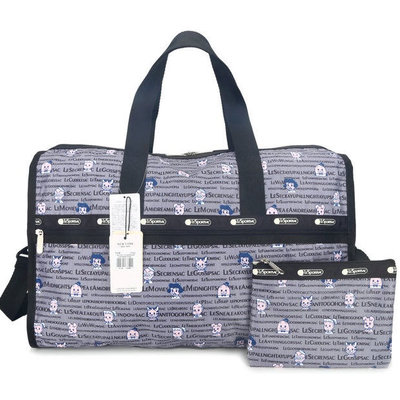 Lesportsac x OSAMU GOODS 灰底英文字母 7185 手提肩背斜背大款旅行包 附同款收納包 背面可插行李箱 限量