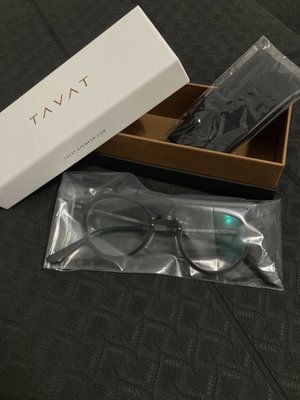 近全新美品 TAVAT 消光黑系列 紳士眼鏡 $12,000（免運）