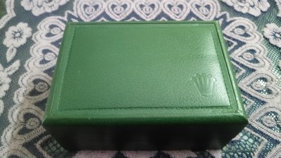保證真品// 知名品牌 { ROLEX } 勞力士 大款 綠色 錶盒 錶枕 護照夾 小冊