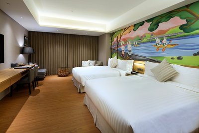 宜蘭悅川酒店 簡愛親子彩繪房 含早餐，每人2250元，另有煙波、礁溪老爺、晶泉，線上服務您