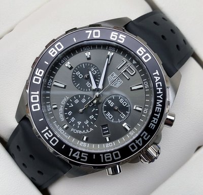 TAG HEUER Formula 1 灰色錶盤 黑色橡膠錶帶 石英 三眼計時 男士手錶 CAZ1011.FT8024 豪雅 F1