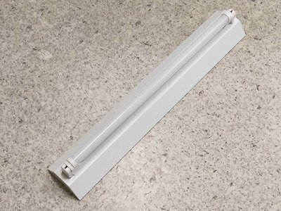 [嬌光照明]山型2尺單管日光燈座組(含T8 2尺玻璃纖維燈管*1 白光 )燈
