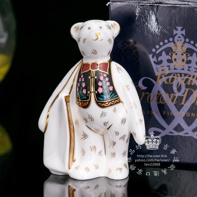 【吉事達】全新英國 Royal Crown Derby 皇冠德貝瓷2002手繪泰迪熊骨瓷擺飾