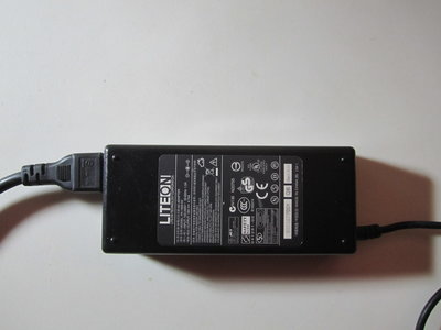 LITEON PA-1900-04 筆電變壓器 19.5V 4.75A