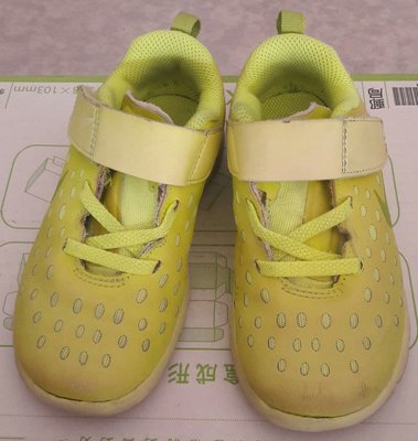 Nike螢光黃包鞋 運動鞋