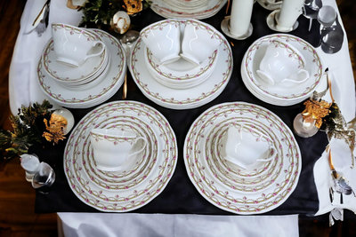【Sunshine Antiques】Duchess - Floral circle 英國骨瓷下午茶杯餐盤餐碗 F.72