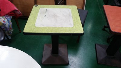 宏品2手家具館 E77*綠白四方型餐桌*小吃桌 咖啡桌 麻將桌 中古桌椅拍賣oa辦公桌 電腦桌 書桌 課桌椅