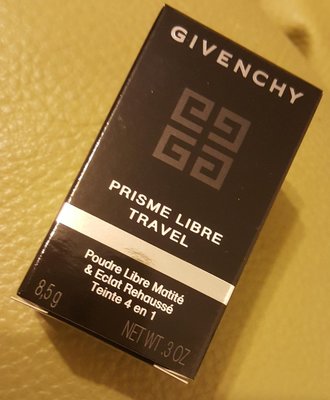 【快樂瞎拼】全新~Givenchy 紀梵希 魅力4G幻彩蜜粉旅行版 #01 Mousseline Pastel 現貨現貨
