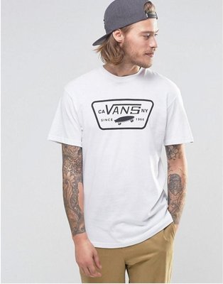 【 K.F.M 】VANS FULL PATCH FILL T-Shirt 經典Logo 短Tee 白色
