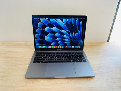 台中 2019年 MacBook Pro 13吋 i7 (1.7) 8G 256G 英文鍵盤 太空灰 灰色 蘋果電腦 165次 沒有盒裝