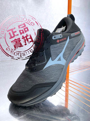 MIZUNO 美津濃 WAVE RIDER GTX 防水 4E超寬楦 黑色 穩定 支撐 男 慢跑鞋 J1GC218002