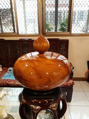 台灣檜木大顆聚寶盆尺寸不含蓋40/21，5公分12，7才（朋友釋出）自取價5萬8