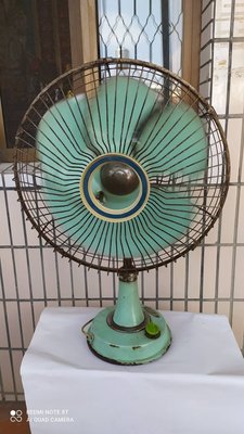 [台灣製造]復古 傳統 大同14吋 電風扇 古早電扇 申縮桌扇