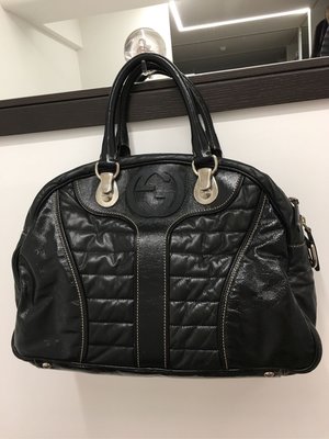 Gucci黑色牛皮拼漆皮手提包（旅行袋）