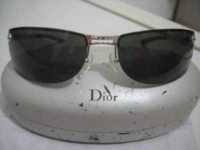 【購物寶盒】Christian Dior迪奧~時尚金屬設計無邊框太陽眼鏡