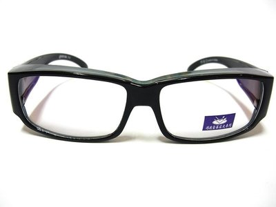 e視網眼鏡   e視網-C-P  WP7502 (可內戴近視眼鏡或老花眼鏡)抗藍光+抗UV PC材質(檢驗合格)