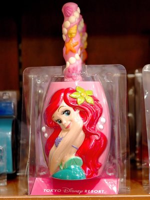 Ariel Wish日本東京迪士尼Disney粉紅色小美人魚愛麗兒海底彩色貝殼把手灰塵刷雞毛撣子除塵刷子-最後一個絕版品