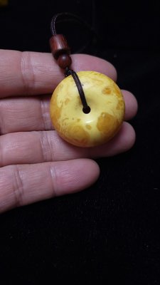波羅的海雞油黃妖花13.3g磨砂公主扣寬32-厚18mm