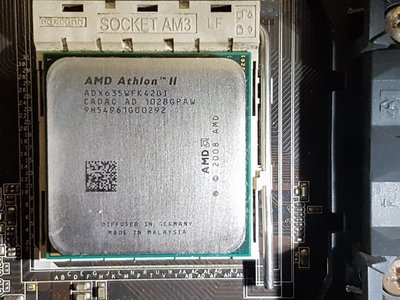 Athlon IIX4 635四核處理器+華碩 M4A87TD USB3.0主機板+DDR3 4G記憶體、附風扇與擋板