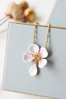 廠家直銷#Les Nereides Hanami櫻花限定系列 京都一朵白色櫻花瓣 氣質項鏈
