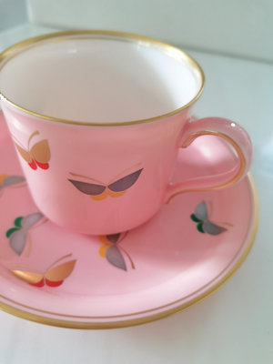 日本香蘭社，絕版粉色蝴蝶咖啡杯，全新未使用品，老款絕版，質量