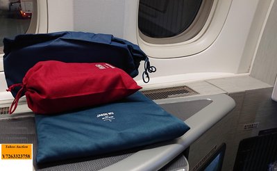 長榮航空EVA AIR皇璽商務艙2019 RIMOWA寶石紅過夜包+睡衣+拖鞋(皆全新未拆封)