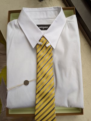 GIORGIO ARMANI頂級黑標全新真品義大利製銘黃色條紋真絲領帶--2.8折出清(不議價商品)