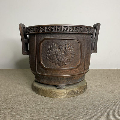 日本明治時期整珉作品代銘 銅鑄浮雕瑞獸紋老火缽