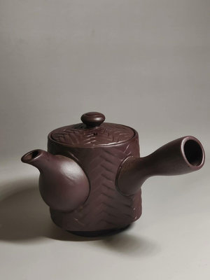 日本 萬古燒 精工 小側把壺 器型優美 胎土瓷實 有點紫砂壺