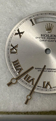 ROLEX 原裝銀色有黑線羅馬字面盤DAY DATE(18039,18239,118239,118209)18K.WG.錶款適用,218239