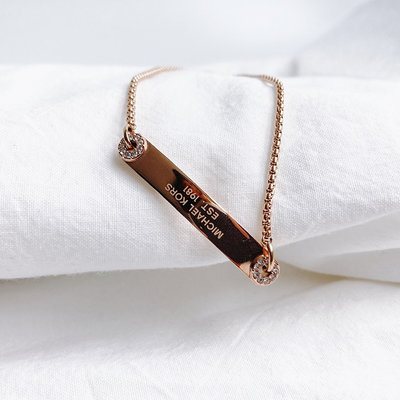 Michael kors rose sale gold bar necklace