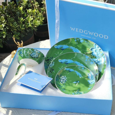 【新款特價】Wedgwood瑋致活綠底翠玉鳳凰五件套餐具碗碟