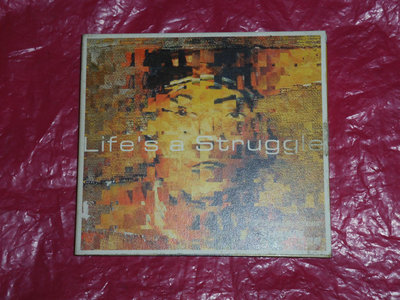 宋岳庭-Life's a Struggle-宋岳庭個人第一張也是最後一張專輯-用音樂吶喊出他對社會.生活的不滿,也表達他心中的苦悶和渴望-二手